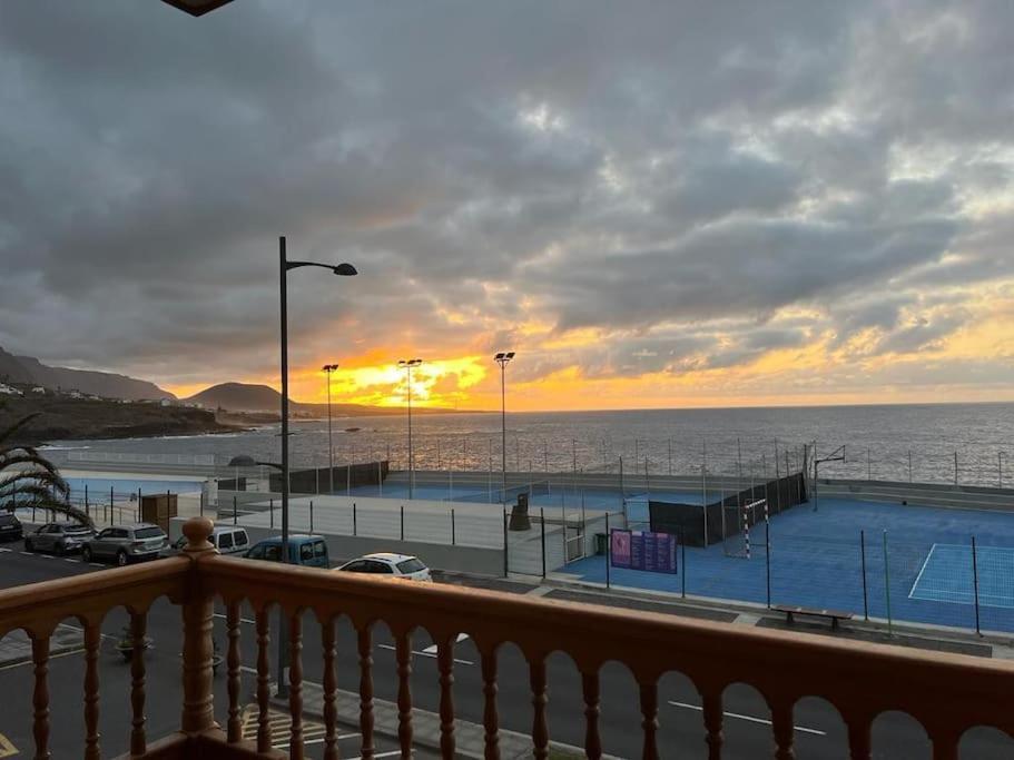 Amplio Apartamento Con Vistas Privilegiadas Гарачико Екстер'єр фото